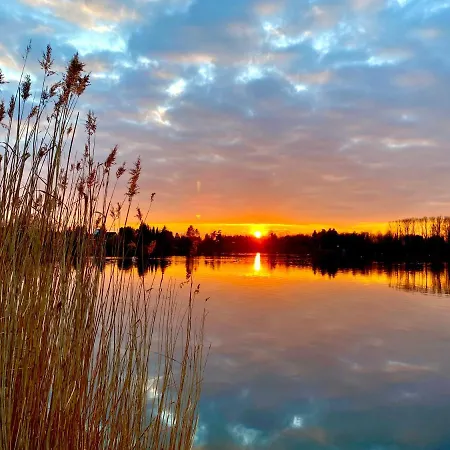House Of Happiness Mit Seeblick Apartamento