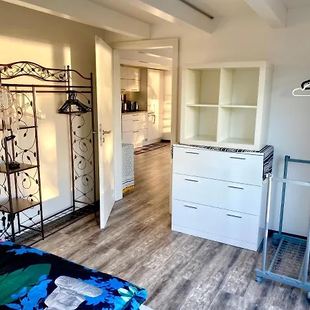 House Of Happiness Mit Seeblick Apartamento Hungen