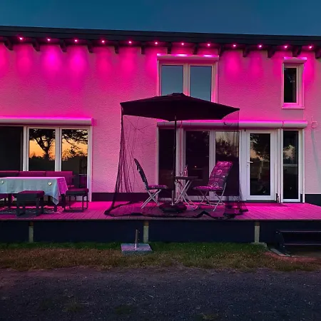 House Of Happiness Mit Seeblick