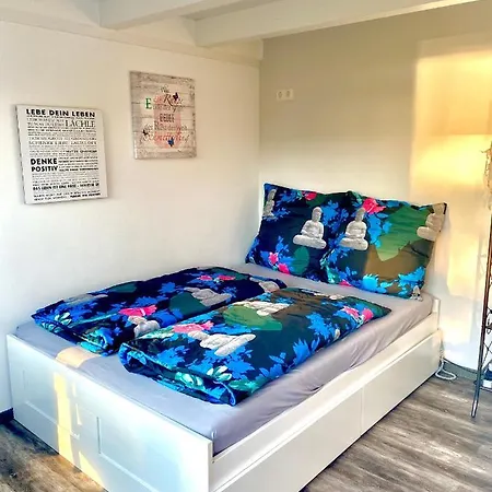 House Of Happiness Mit Seeblick Apartamento Hungen