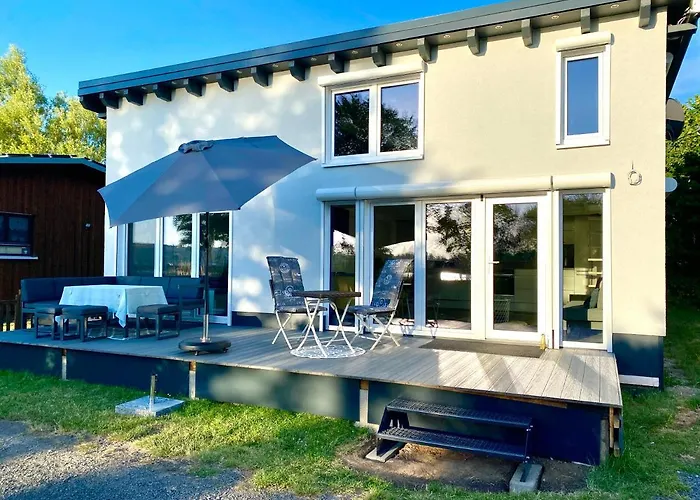 House Of Happiness Mit Seeblick Apartmán *