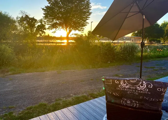 House Of Happiness Mit Seeblick